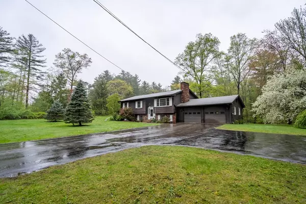84 T Hall Road, Charlton, MA 01507