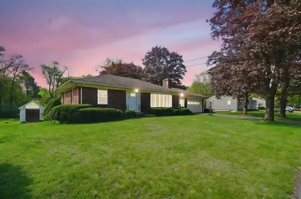 Agawam, MA 01001,107 Parker St