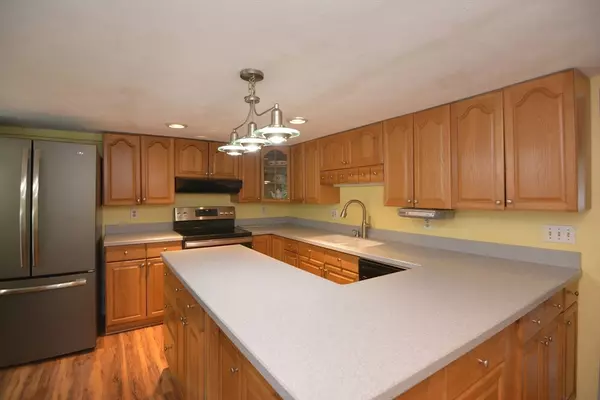Attleboro, MA 02703,21 Prospect Avenue