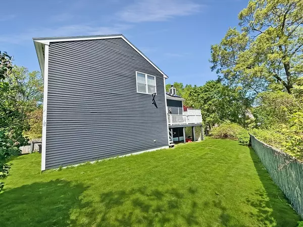 Worcester, MA 01604,27 Inverness Ave
