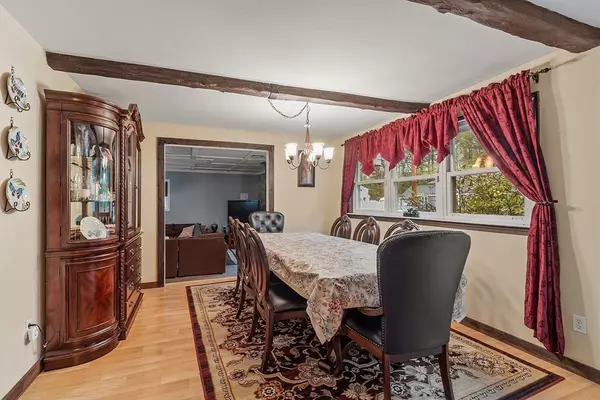 Tewksbury, MA 01876,451 Pleasant St