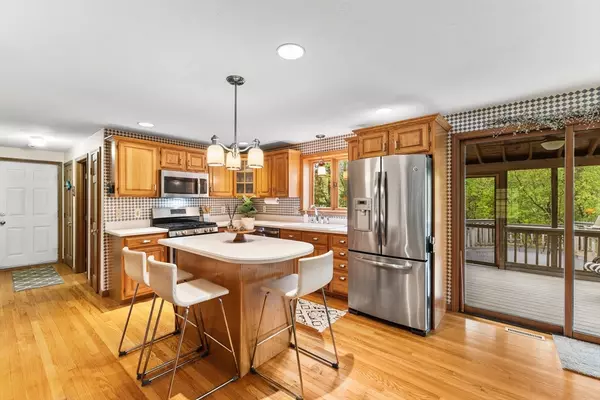 Norton, MA 02766,2 Mctee Dr