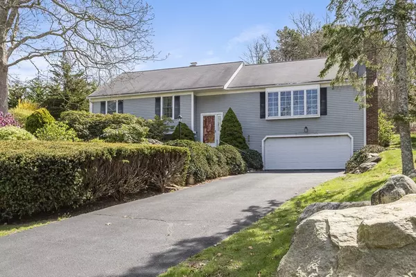 Dennis, MA 02638,9 Courier Drive