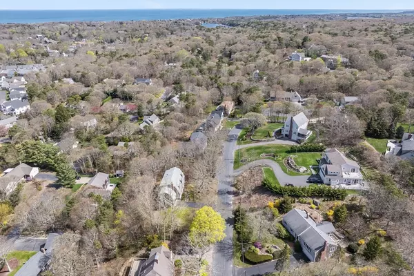 Dennis, MA 02638,9 Courier Drive