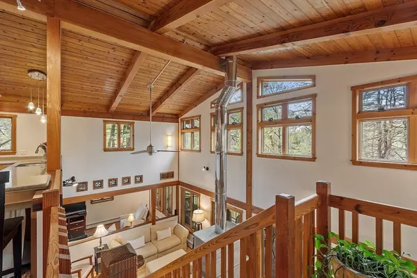 Acton, MA 01720,2 Heron View Rd