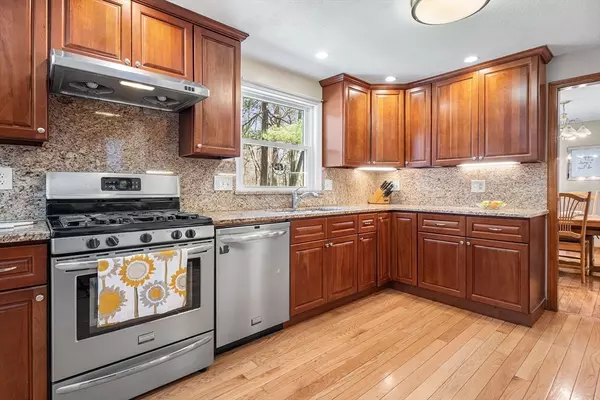 Tewksbury, MA 01876,95 Evergreen Rd