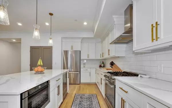 Boston, MA 02131,11 Conway Street #3