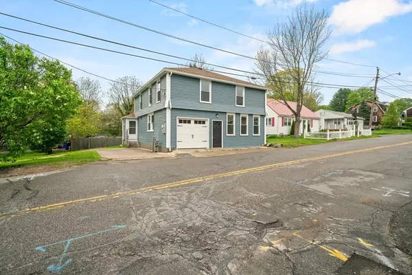 Taunton, MA 02780,1381 Cohannet St