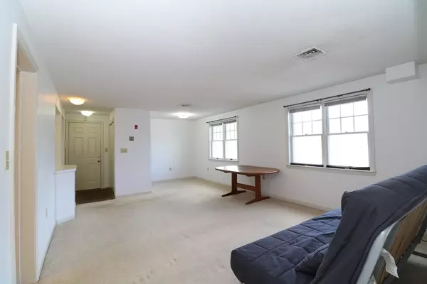 Mansfield, MA 02048,26 Webb Pl #2C