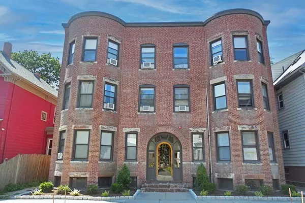 40 Cedar St #3L, Somerville, MA 02143