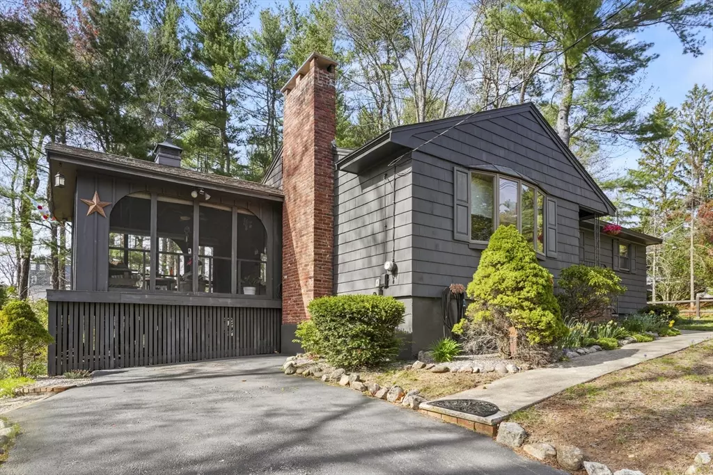 North Reading, MA 01864,81 Elm St