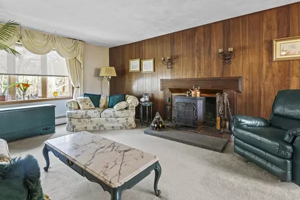 North Reading, MA 01864,81 Elm St