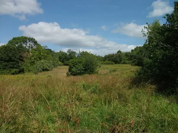 Tiverton, RI 02878,536-R Highland Rd