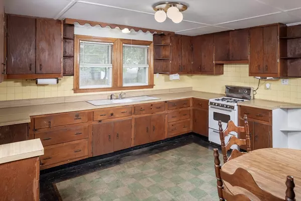 Marshfield, MA 02050,56 Pownal St