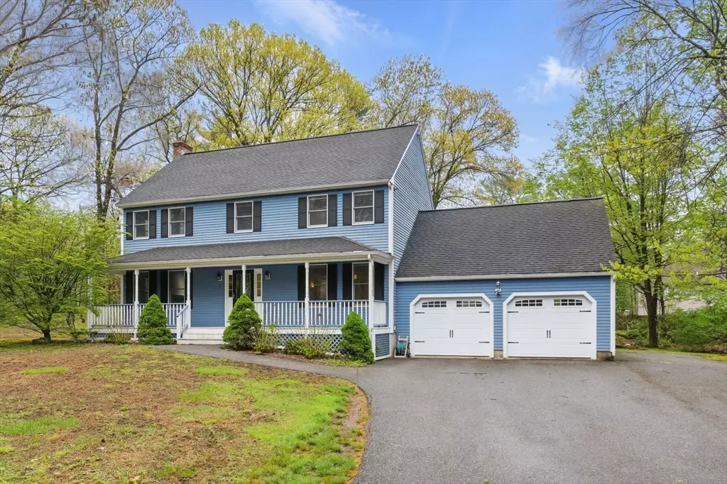 Middleton, MA 01949,5 Walnut Ln