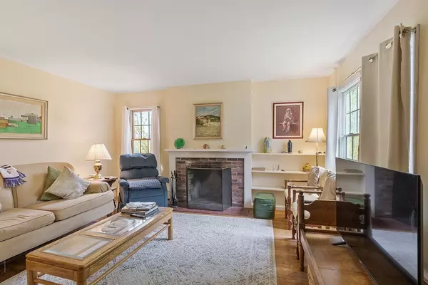 Rockport, MA 01966,5 Smith Road