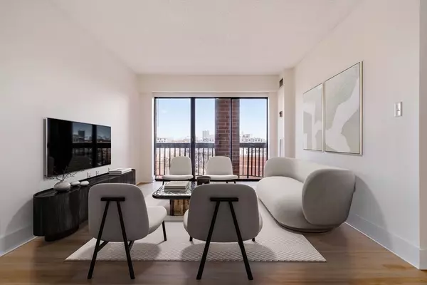 Boston, MA 02134,15 N Beacon St #328