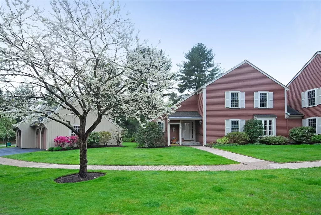 Concord, MA 01742,15 Edmonds Road #15