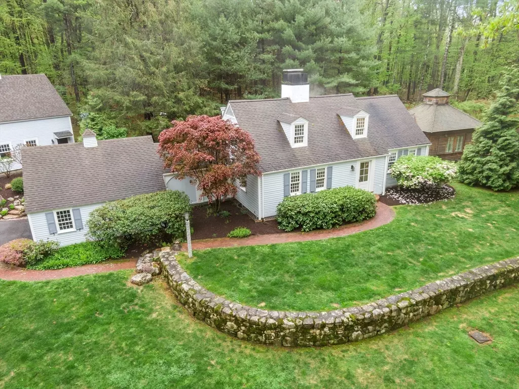 Lincoln, MA 01773,5 Grasshopper Ln