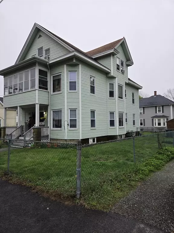 28-30 Elm St, Haverhill, MA 01830