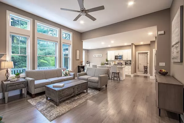 Nashua, NH 03062,17 Craftsman Ln #17