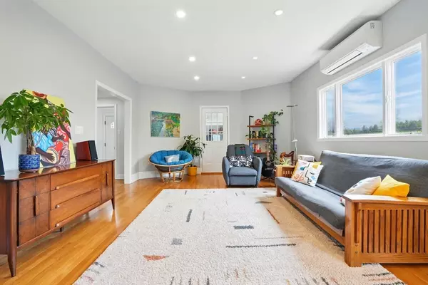 Somerville, MA 02143,25 Bowdoin St