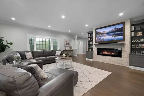 Middleton, MA 01949,4 Arrow St