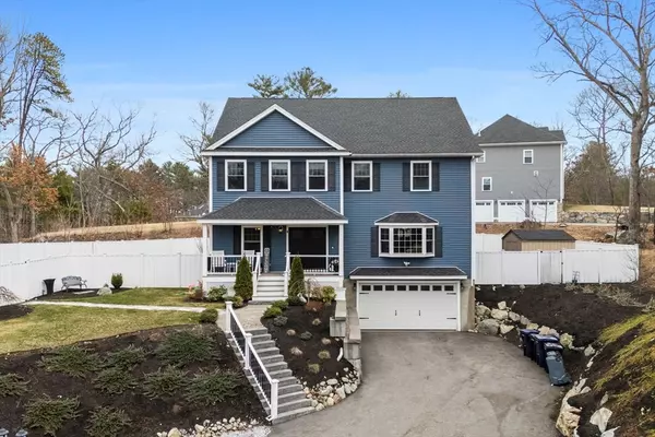 4 Arrow St, Middleton, MA 01949