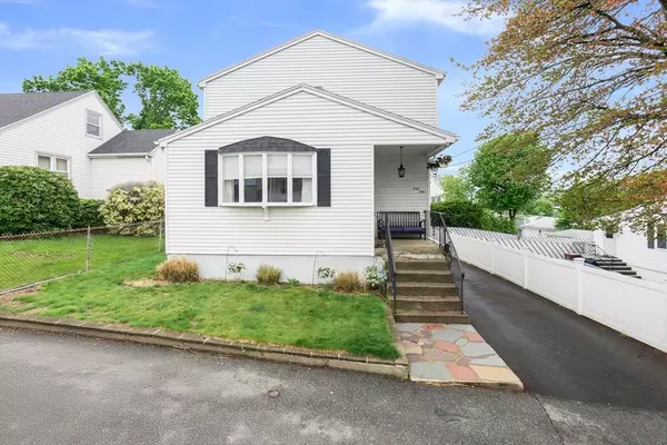 Revere, MA 02151,49 Kilburn