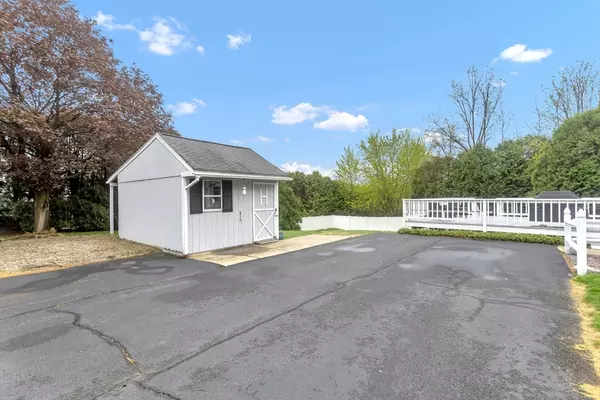 South Hadley, MA 01075,107 Lathrop St