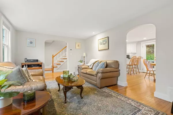 Arlington, MA 02476,5 Brewster Rd