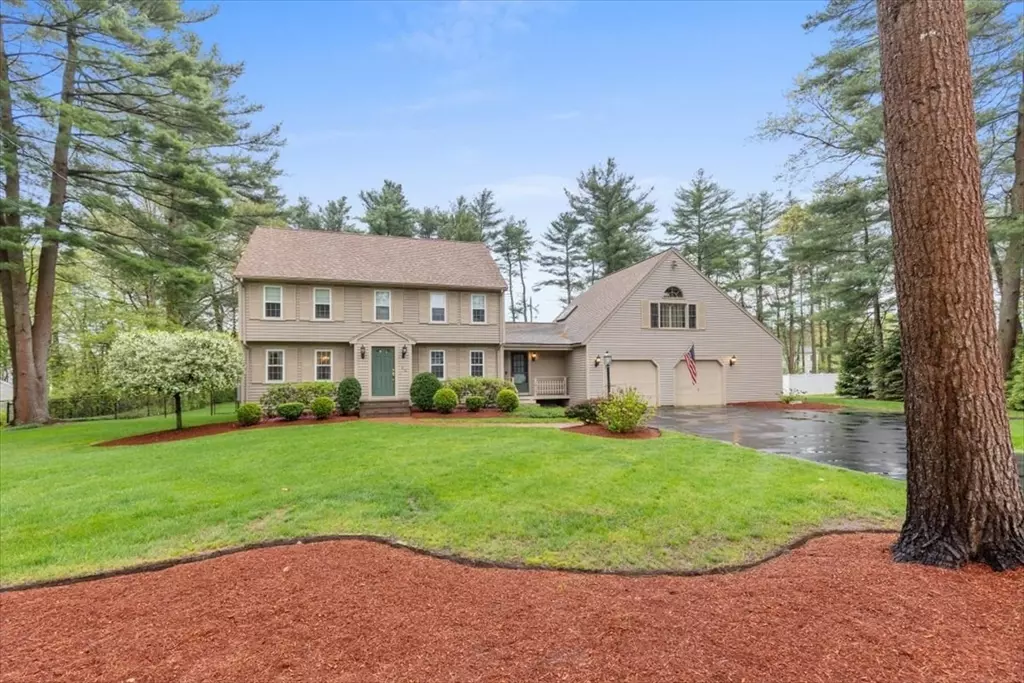 Hanover, MA 02339,54 King Hill Rd