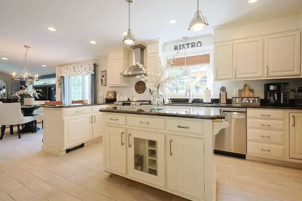 Sutton, MA 01590,16 Judith Cir