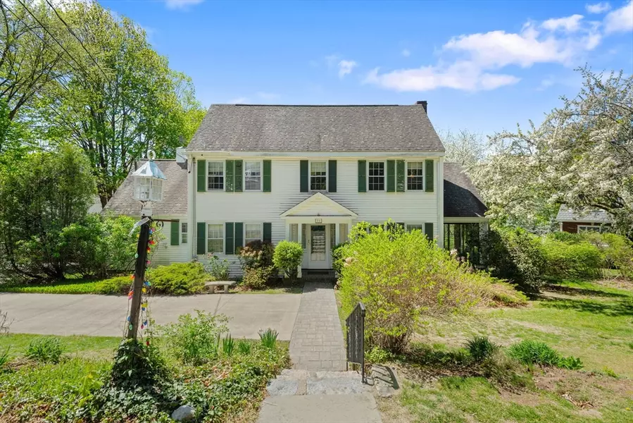 31 Bancroft, Wellesley, MA 02481