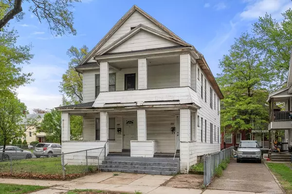 Springfield, MA 01109,157-159 Massachusetts Ave