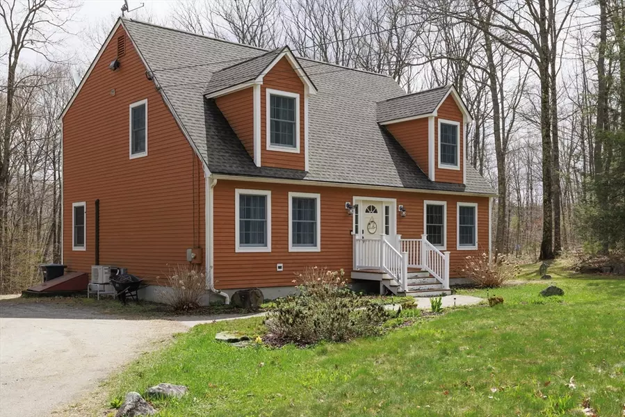 501 Reservoir Rd, Deering, NH 03244