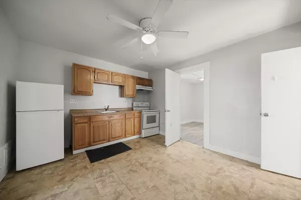 Springfield, MA 01104,77 Parkside St