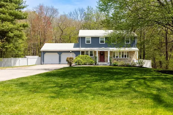 Easton, MA 02356,32 Deborah Lee