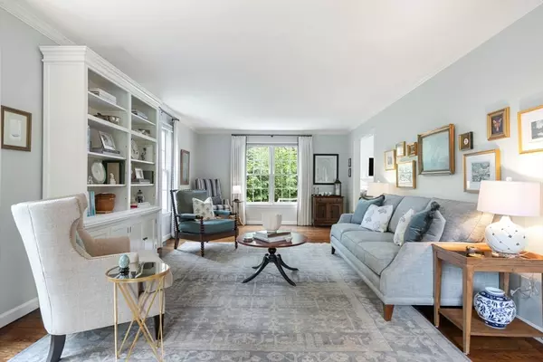 Natick, MA 01760,6 Penobscot Road