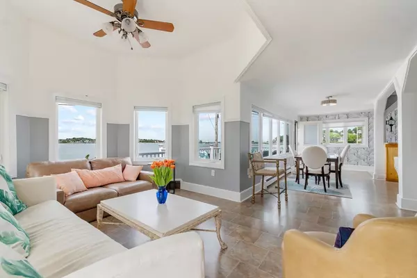 Hull, MA 02045,158 Cadish
