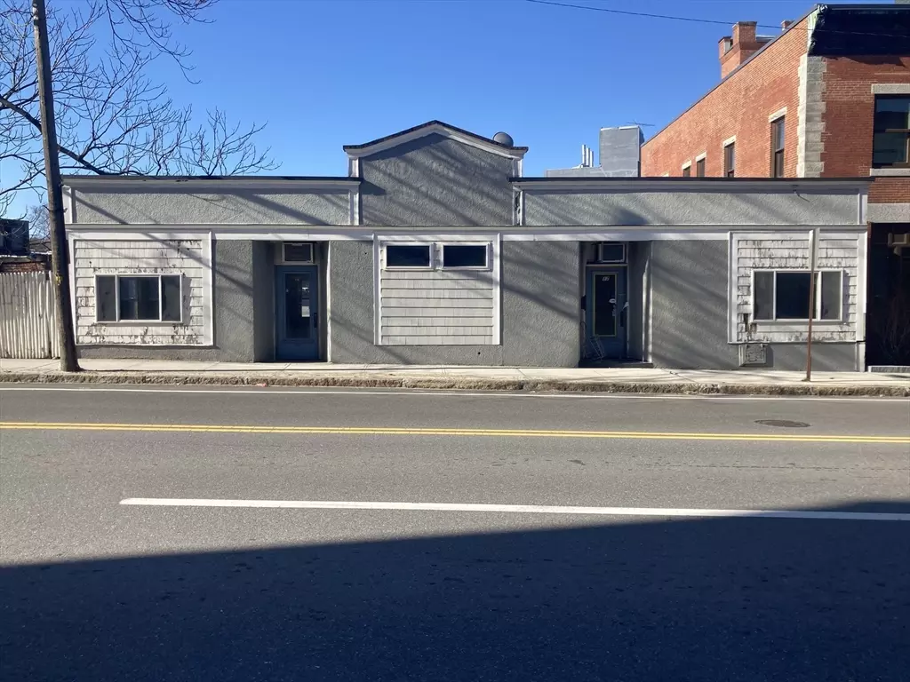 Fitchburg, MA 01420,17 Summer St