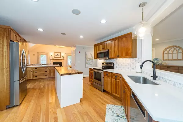Hudson, MA 01749,5 Lake Boon Dr