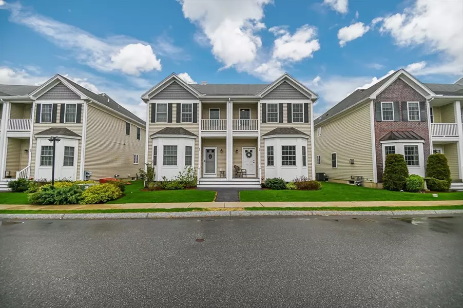 90 Denworth Bell Cir #90, Haverhill, MA 01835