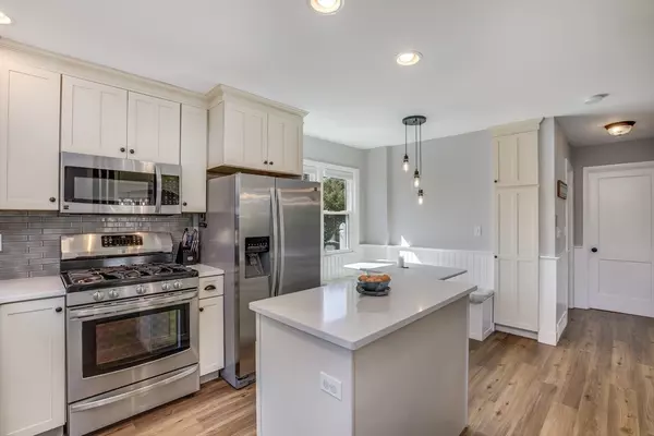 Newburyport, MA 01950,10 Menut Cir