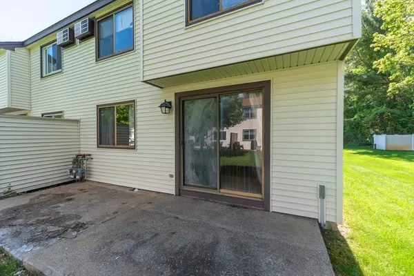 Tewksbury, MA 01876,24 Decarolis Dr #24