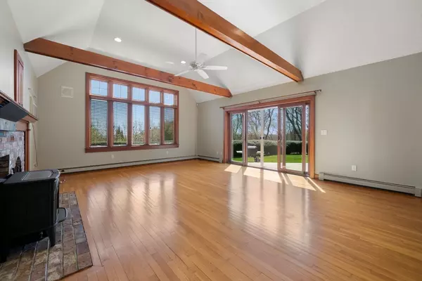 Barnstable, MA 02668,205 Carlson Lane