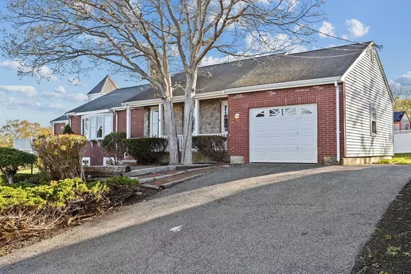 Plymouth, MA 02360,51 Shore Dr