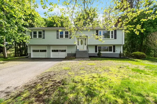 Concord, MA 01742,128 Kenney Ln
