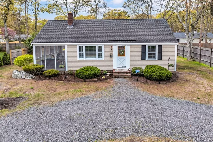 69 Pine Grove Rd, Yarmouth, MA 02664