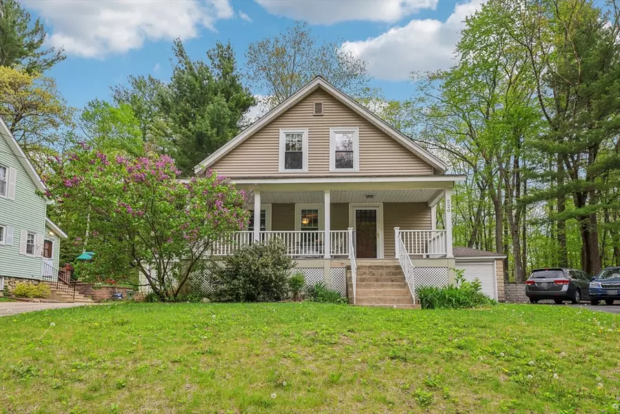 220 Olean St, Worcester, MA 01602